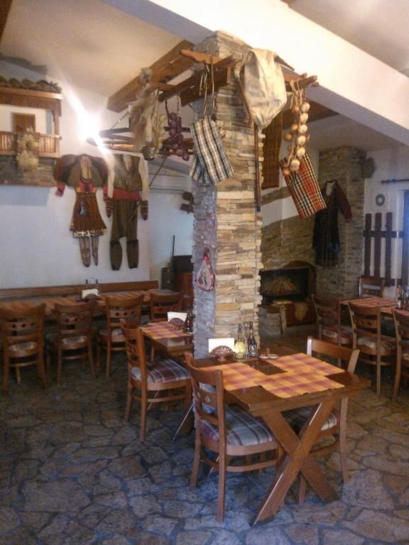 Family Hotel Veronika Девін Екстер'єр фото